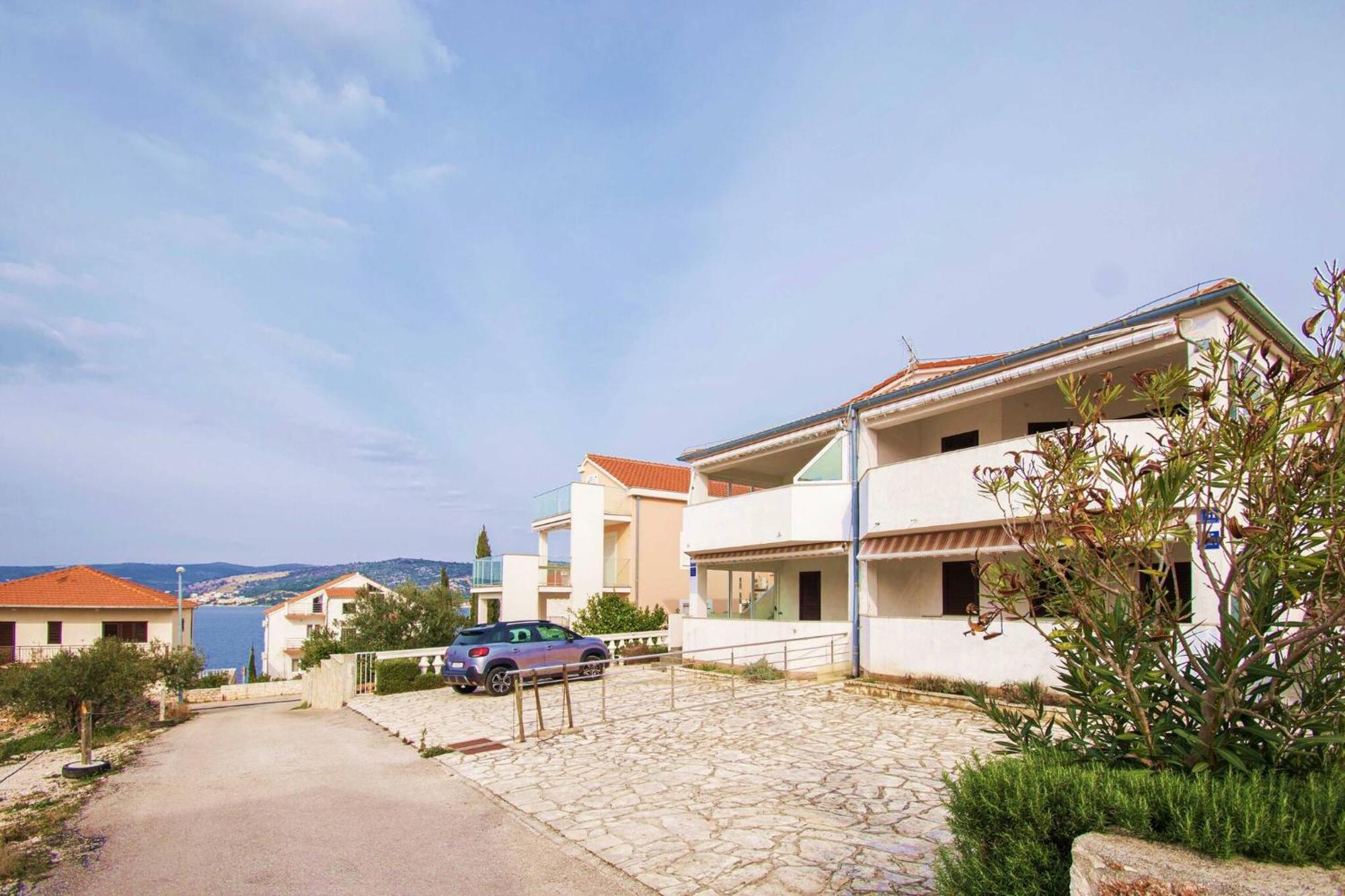 Apartment Meri Razanj With Sea View 외부 사진